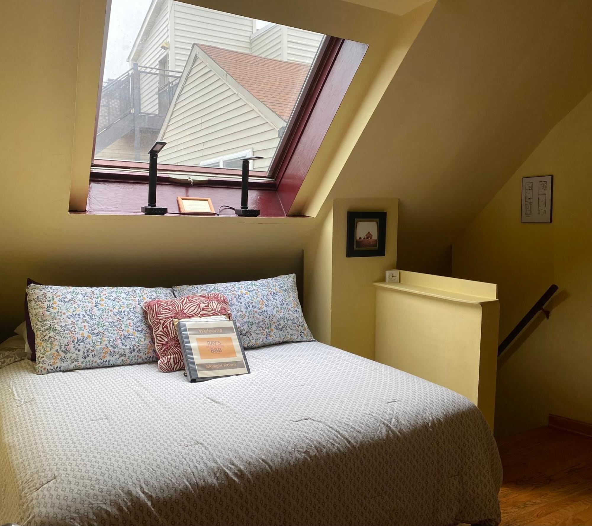 Ray'S Bucktown Bed And Breakfast Чикаго Екстериор снимка