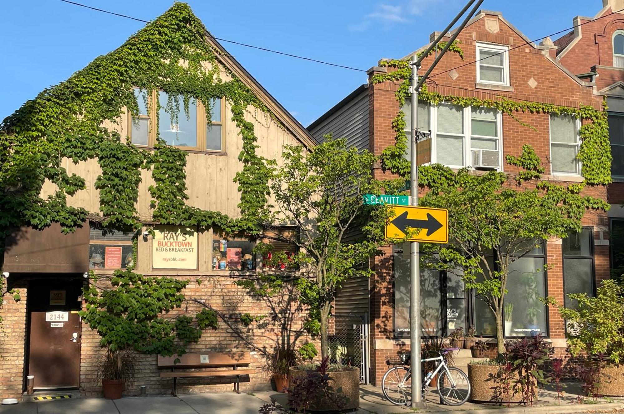 Ray'S Bucktown Bed And Breakfast Чикаго Екстериор снимка